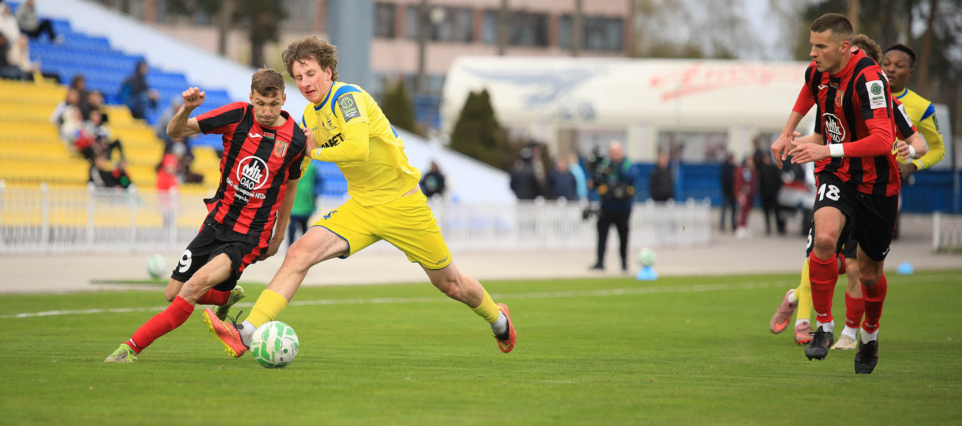 Видеоинтервью с Максимом Мардасом